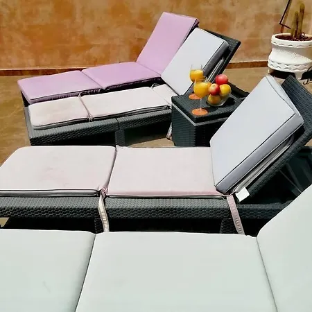 Semi-detached Sea Views, Huge Terrace, Close Villa Palm-mar