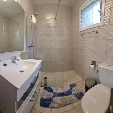 Villa Semi-detached Sea Views, Huge Terrace, Close *