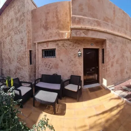 Semi-detached Sea Views, Huge Terrace, Close Vila Palm-mar