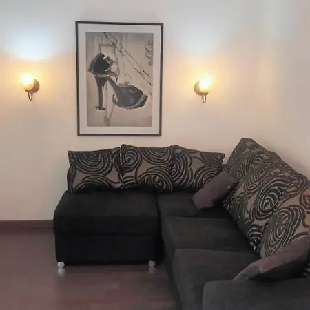Semi-detached Sea Views, Huge Terrace, Close Vila