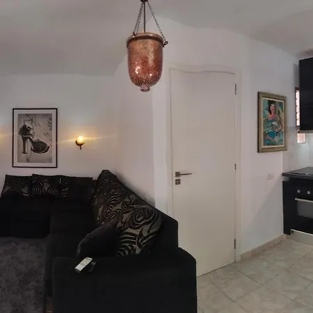 Villa Semi-detached Sea Views, Huge Terrace, Close