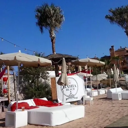 Semi-detached Sea Views, Huge Terrace, Close Palm-mar