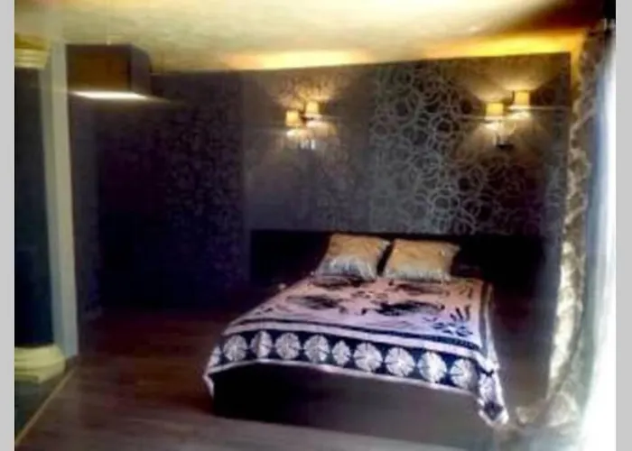 Villa Semi-detached Sea Views, Huge Terrace, Close