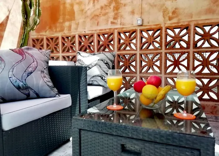 Semi-detached Sea Views, Huge Terrace, Close Villa *