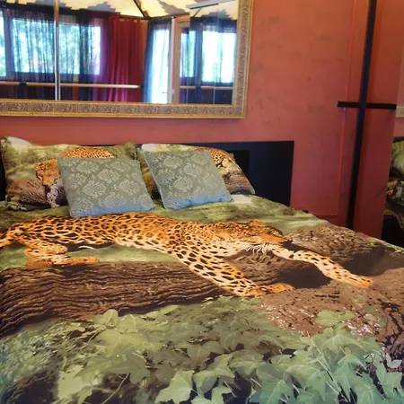 Semi-detached Sea Views, Huge Terrace, Close Villa