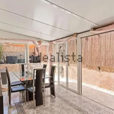 Semi-detached Sea Views, Huge Terrace, Close Palm-mar