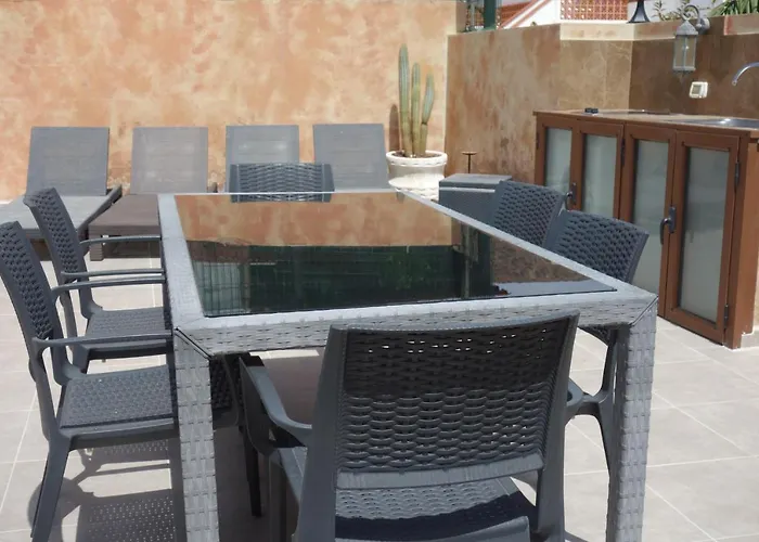 Semi-detached Sea Views, Huge Terrace, Close * Palm-mar